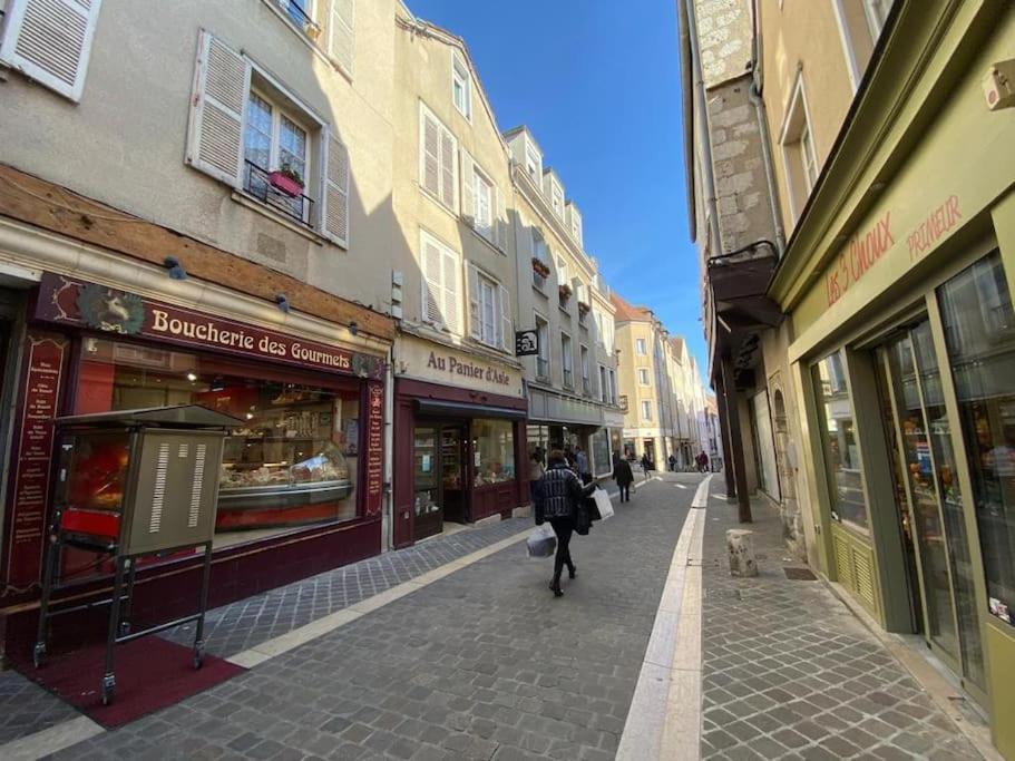Charmant Studio A Deux Pas De La Cathedrale Chartres Eksteriør billede